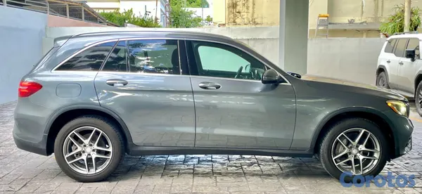2017 Mercedes-Benz Clase GLC — foto 3 / 9