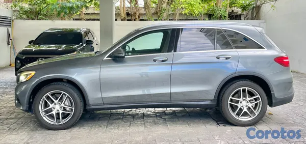 2017 Mercedes-Benz Clase GLC — foto 4 / 9
