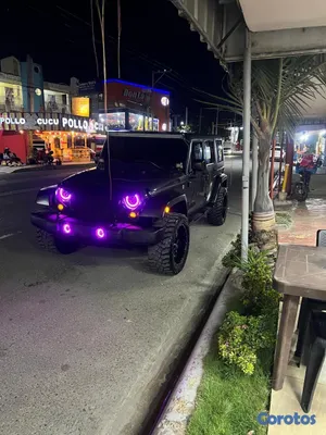 2016 Jeep Sahara — foto 7 / 16