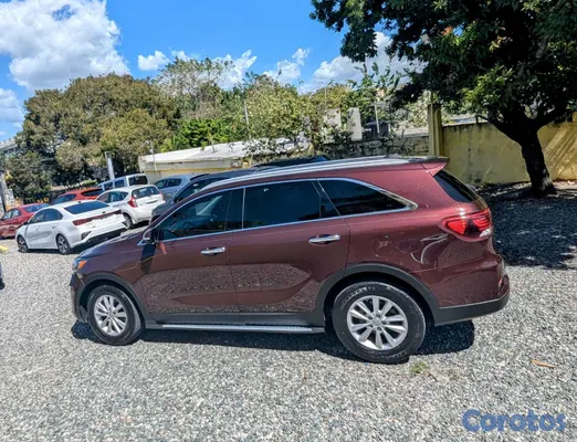 2020 Kia Sorento — foto 5 / 10