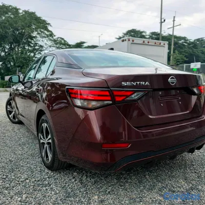 2022 Nissan Sentra — foto 4 / 8