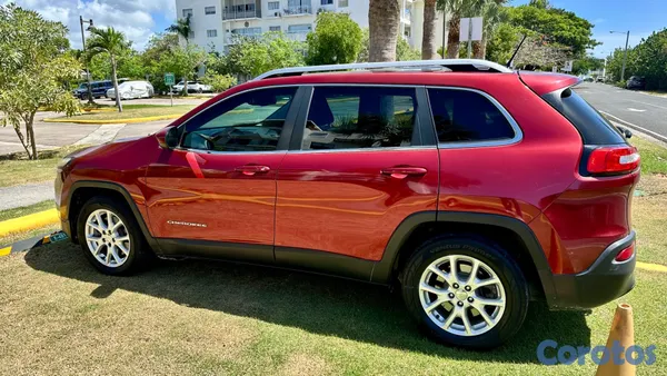 2014 Jeep Cherokee — foto 8 / 9