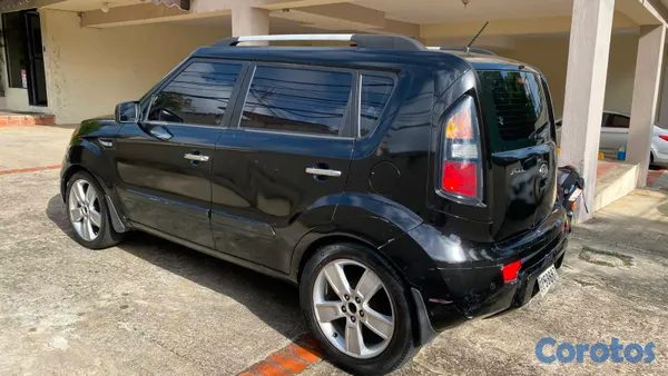 2011 Kia Soul — foto 7 / 13