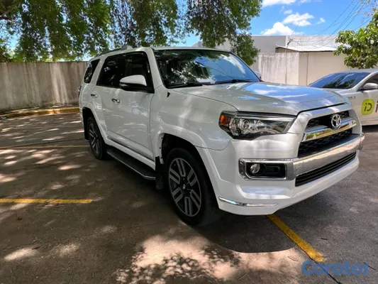 2010 Toyota 4 Runner — foto 4 / 9