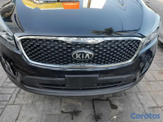 2017 Kia Sorento — foto 2 / 6