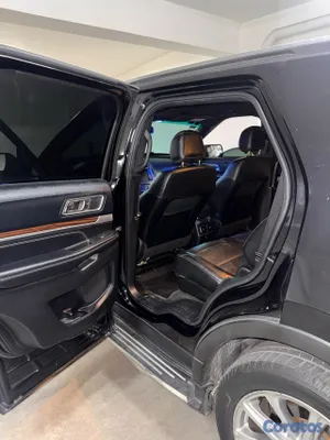 2016 Ford Explorer — foto 5 / 8