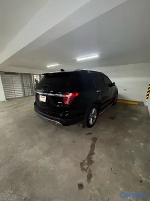 2016 Ford Explorer — foto 7 / 8