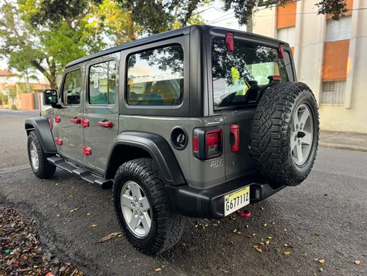 2018 Jeep Rubicon — foto 4 / 10