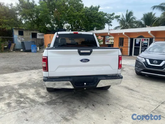 2020 Ford F-150 — foto 3 / 7