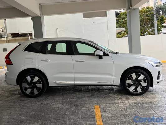 2026 Volvo Xc60 — foto 4 / 11