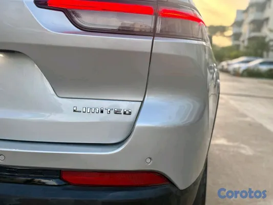2022 Jeep Grand Cherokee L — foto 6 / 20