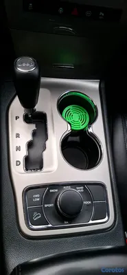 2011 Jeep Grand Cherokee — foto 9 / 14