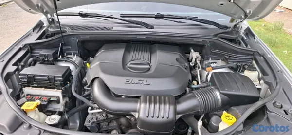 2011 Jeep Grand Cherokee — foto 10 / 14