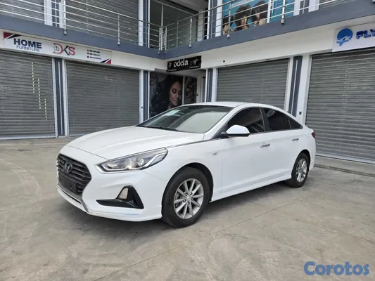 2018 Hyundai Sonata — foto 7 / 10