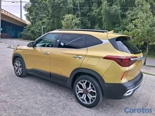 2021 Kia Seltos — foto 4 / 10