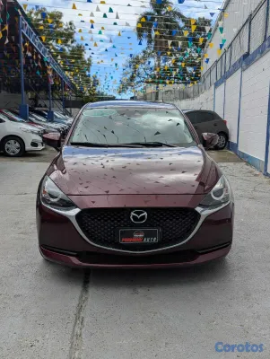 2020 Mazda 2 — foto 3 / 14