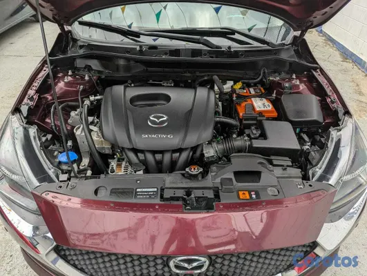 2020 Mazda 2 — foto 7 / 14