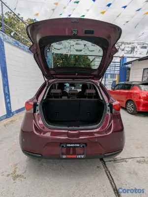 2020 Mazda 2 — foto 10 / 14