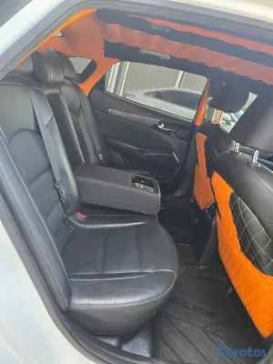 2020 Kia K-7 — foto 17 / 20