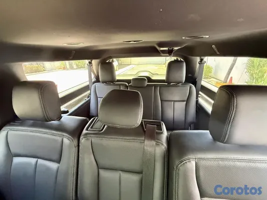 2018 Ford Expedition — foto 9 / 12