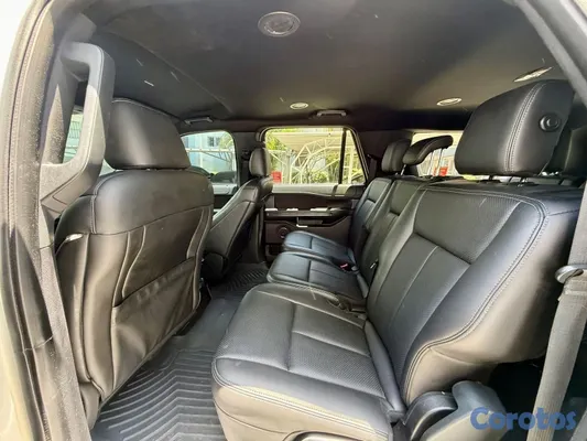 2018 Ford Expedition — foto 10 / 12