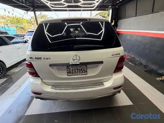 2009 Mercedes-Benz Clase Ml — foto 7 / 9