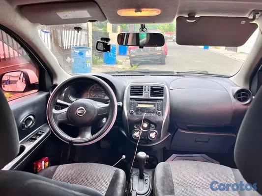 2014 Nissan March — foto 8 / 8