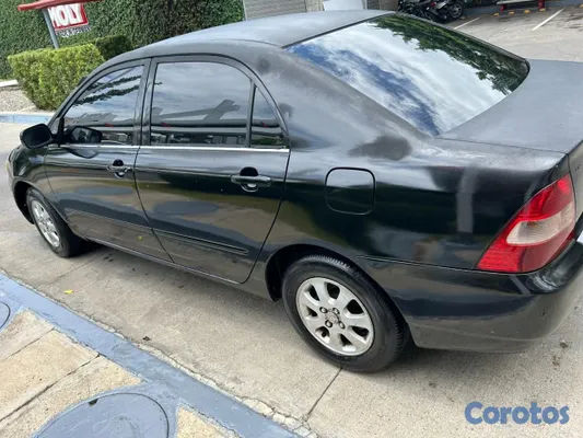 2002 Toyota Corolla — foto 9 / 10