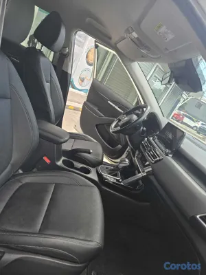 2022 Kia Seltos — foto 8 / 19