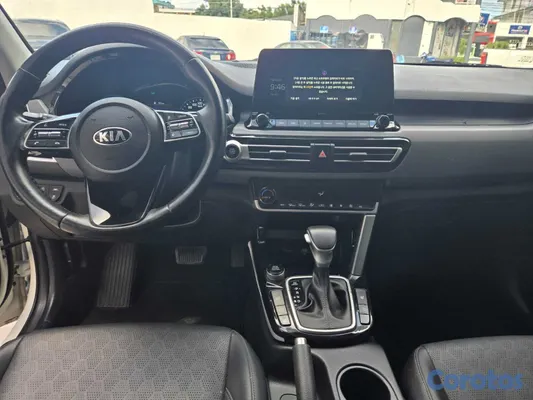 2022 Kia Seltos — foto 11 / 19