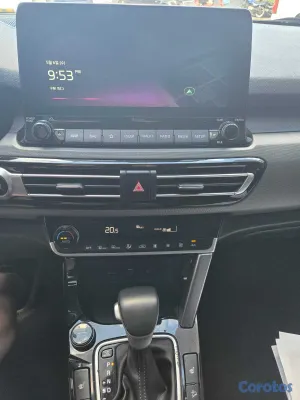 2022 Kia Seltos — foto 13 / 19