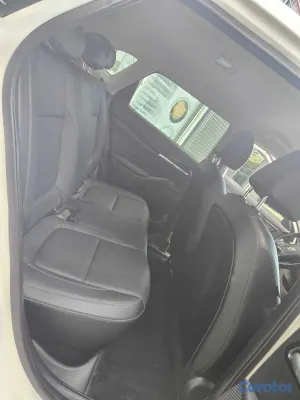 2022 Kia Seltos — foto 18 / 19