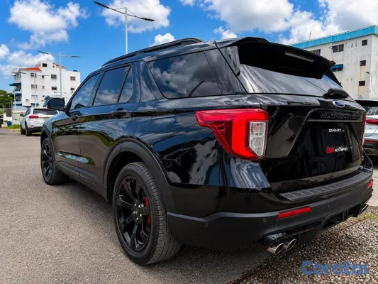 2020 Ford Explorer — foto 4 / 9