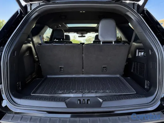 2020 Ford Explorer — foto 9 / 9