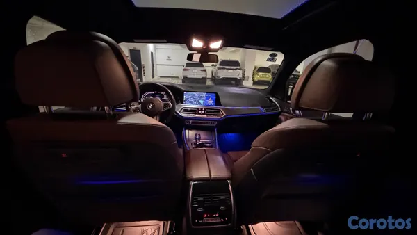 2019 BMW X5 — foto 12 / 14
