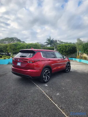 2022 Mitsubishi Outlander — foto 3 / 6
