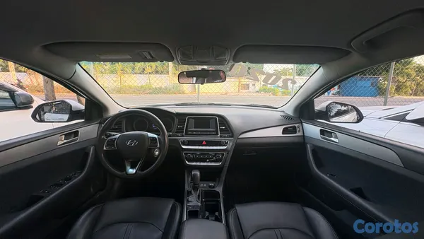 2020 Hyundai Sonata — foto 8 / 10