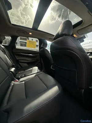 2019 Infiniti QX-50 Luxe — foto 7 / 10