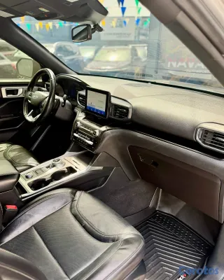 2020 Ford Explorer — foto 5 / 13
