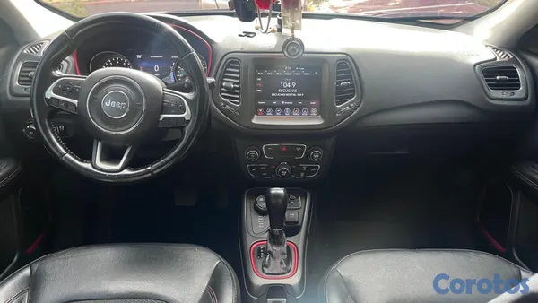 2020 Jeep Compass — foto 9 / 11