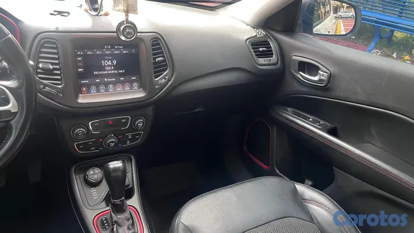 2020 Jeep Compass — foto 11 / 11