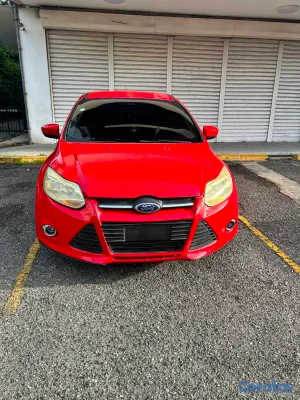 2012 Ford Focus — foto 2 / 8