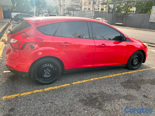 2012 Ford Focus — foto 3 / 8