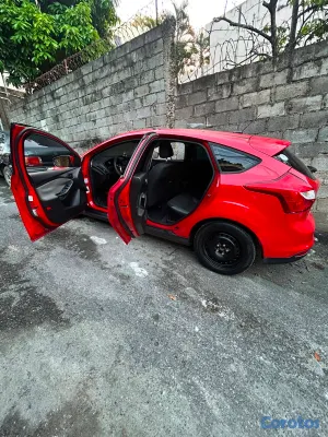 2012 Ford Focus — foto 4 / 8