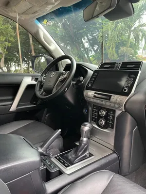 2023 Toyota Land Cruiser Prado — foto 4 / 10