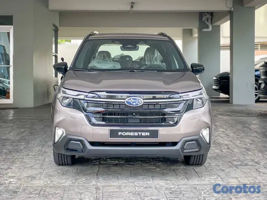 2026 Subaru Forester — foto 8 / 12