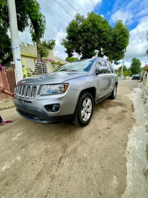 2015 Jeep Compass — foto 3 / 3