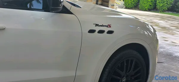 2022 Maserati modena s — foto 10 / 14