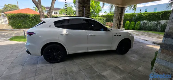 2022 Maserati modena s — foto 11 / 14
