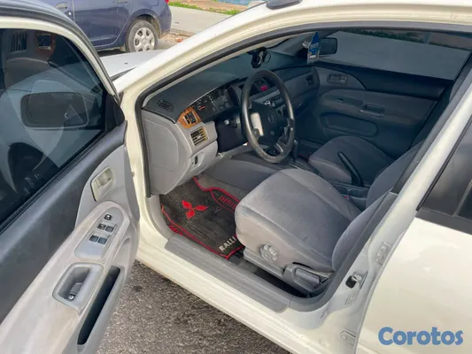 2005 Mitsubishi Lancer — foto 6 / 8